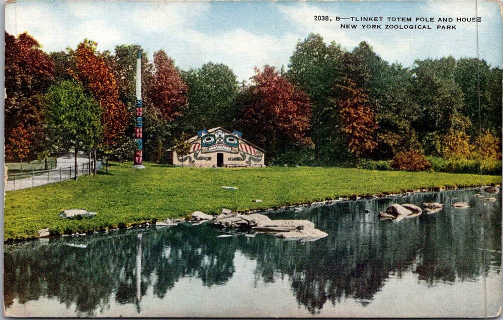 Tlinket Totem Pole & House New York Zoological Park Vintage Postcard SP17-14